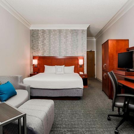 คอร์ตยาร์ด บาย แมริออท ออร์แลนโด เลค แมรี / นอร์ท Hotel Heathrow ภายนอก รูปภาพ